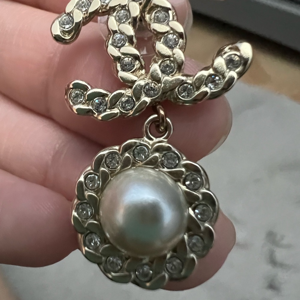 Chanel Earrings - Picture 4 of 12